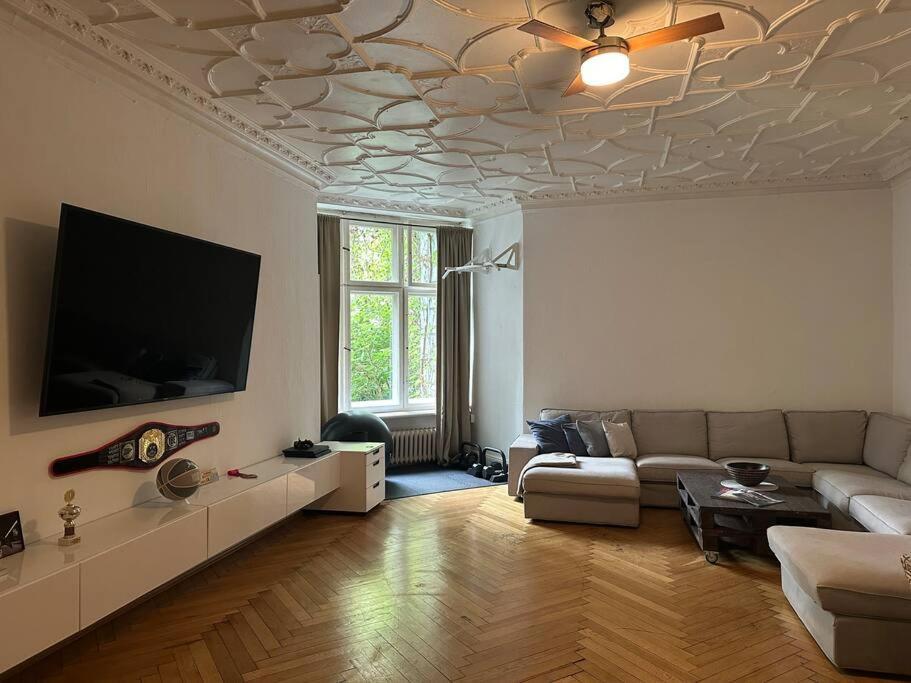 Grosses Apartment Am Kudamm Berlin Kültér fotó